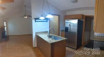 3704 Wilshire Ln in Waxhaw, NC - Building Photo - Building Photo