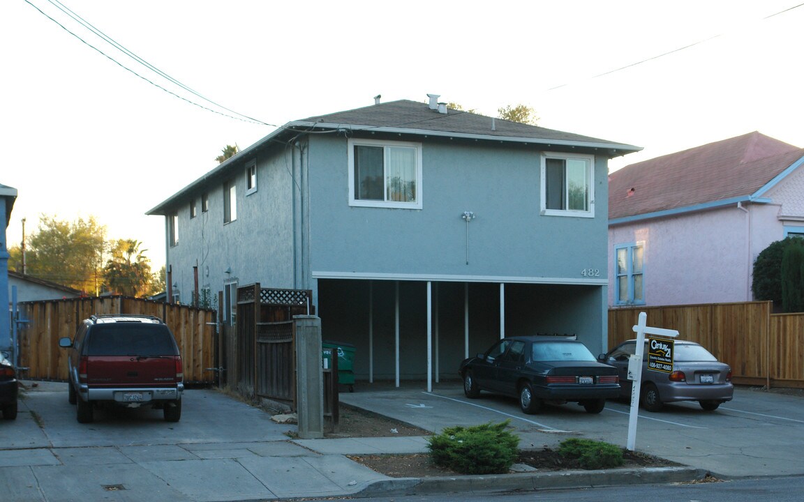 482 N 8th St in San Jose, CA - Building Photo