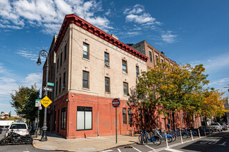 1162 Manhattan Ave in Brooklyn, NY - Building Photo - Building Photo