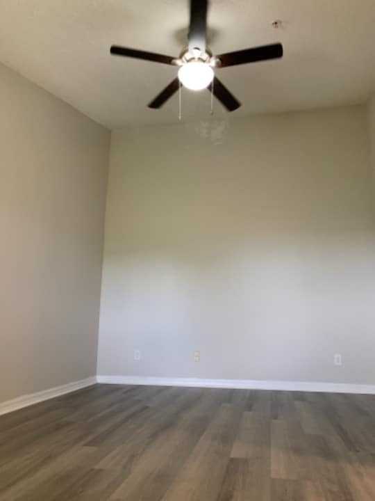 9905 Westwood Dr in Tamarac, FL - Building Photo