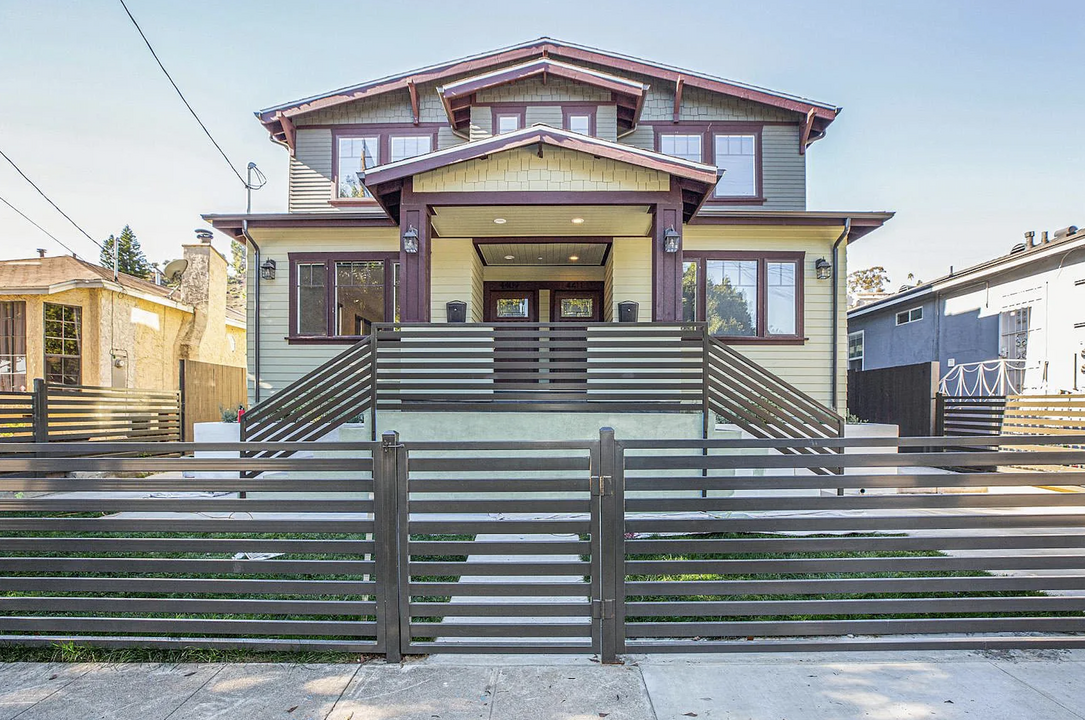 4409 Verdugo Rd in Los Angeles, CA - Foto de edificio