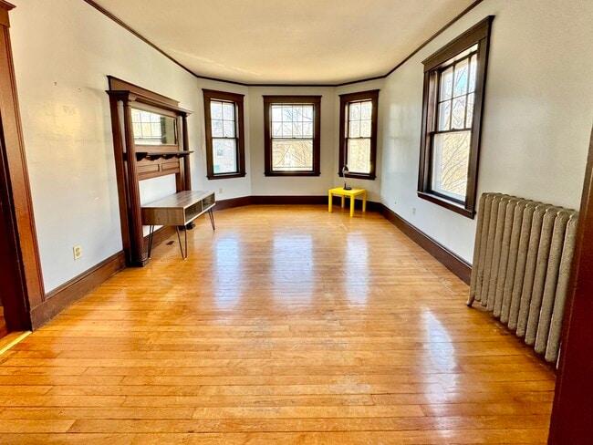 28 Putnam Ave, Unit 2