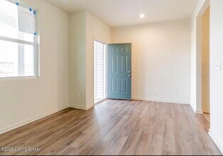 1900 Cherry Glen Dr in La Grange, KY - Building Photo - Building Photo