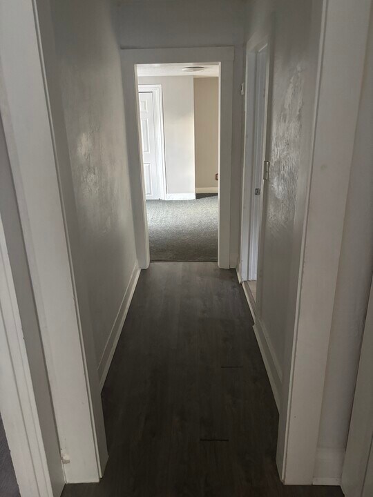 163 Warren St, Unit #2 in Bangor, ME - Building Photo