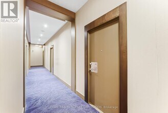 4065 Brickstone Mews in Mississauga, ON - Building Photo - Building Photo