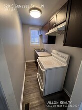 520 S Genesee St in Waukegan, IL - Foto de edificio - Building Photo