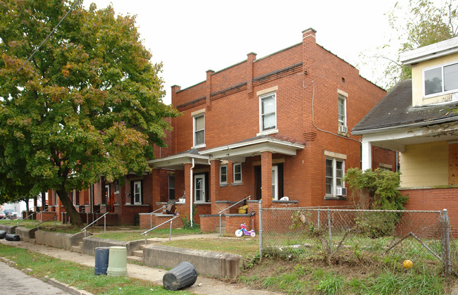 110-114 Maryland Ave in Charleston, WV - Building Photo - Building Photo