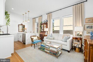 317 3rd St SE in Washington, DC - Building Photo