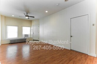 7774 Montgomery Ave in Melrose Park, PA - Building Photo - Building Photo