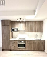 71 Curlew Dr in Toronto, ON - Building Photo - Building Photo