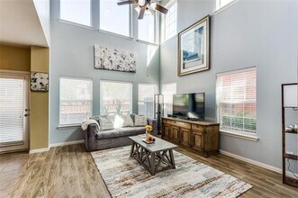 8730 Manhattan Ave in Plano, TX - Building Photo - Building Photo