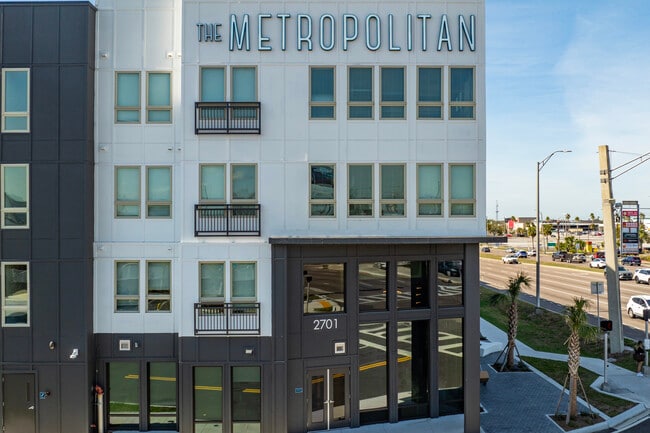 The Metropolitan Tampa in Tampa, FL - Building Photo - Building Photo