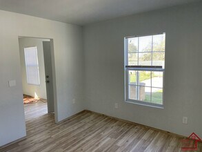 906 SW G Ave in Lawton, OK - Building Photo - Building Photo