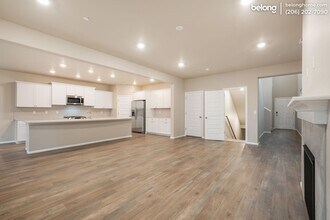 3878 79th Dr NE in Marysville, WA - Building Photo - Building Photo