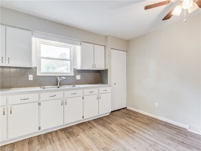 4028 Vira Rd in Stow, OH - Building Photo - Building Photo