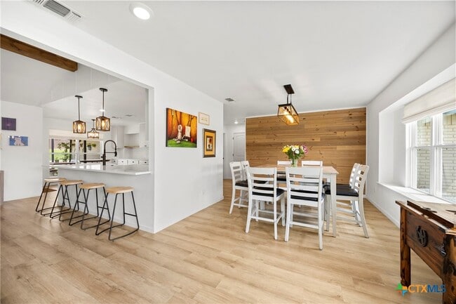 property at 921 Indian Trail