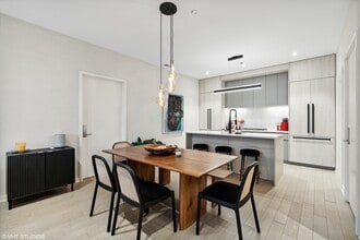 1400 W Monroe St in Chicago, IL - Building Photo - Building Photo