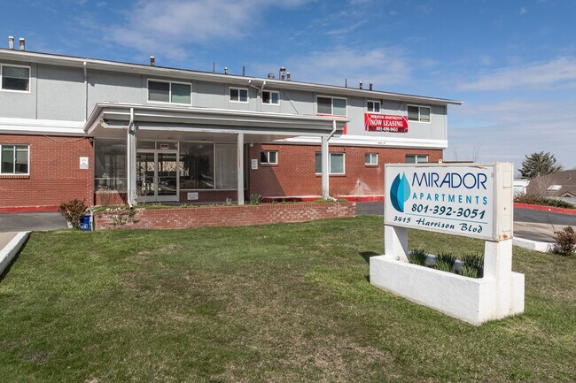 Mirador Apartments in Ogden, UT - Foto de edificio - Building Photo