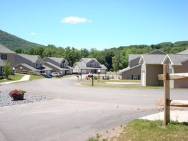 Mountain Laurel Gardens Apartamentos