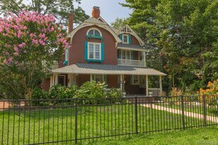 80 Ocean Ave in Islip, NY - Building Photo