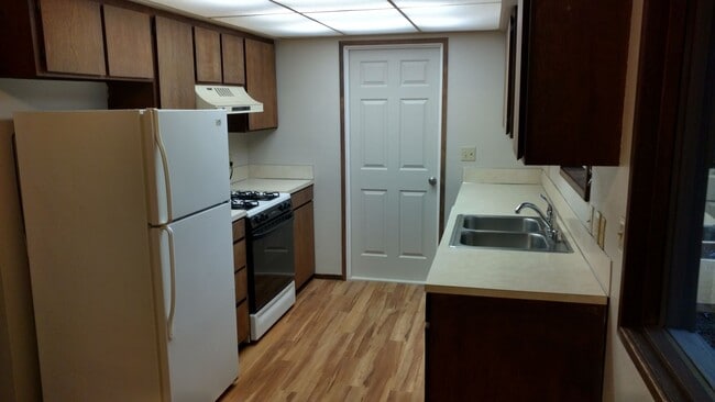 309-311 Baker St in Everson, WA - Building Photo - Building Photo