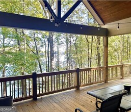 6965 Lakeside Pl in Gainesville, GA - Building Photo - Building Photo