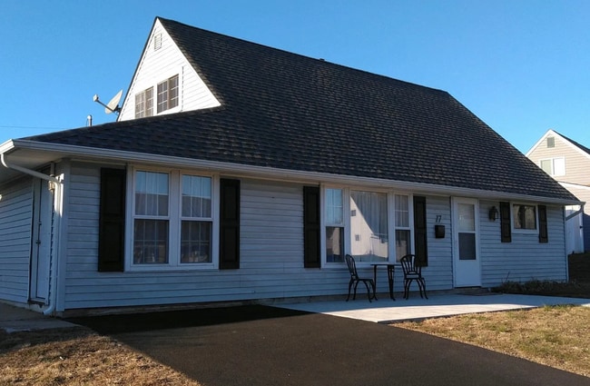 property at 17 Trellis Rd