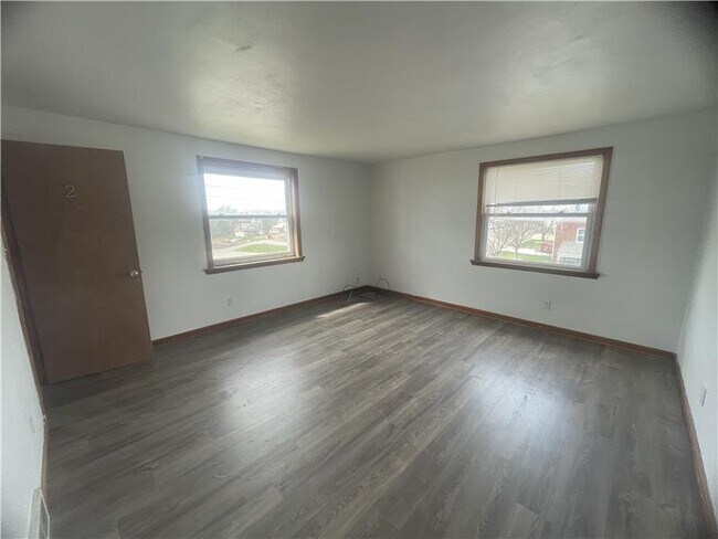 160 Fernwood Rd in Wintersville, OH - Building Photo - Building Photo