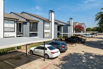Wimbledon in Lewisville, TX - Foto de edificio - Building Photo