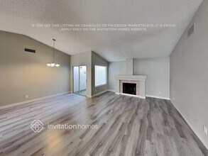 4041 Hazelridge Dr in Las Vegas, NV - Building Photo - Building Photo