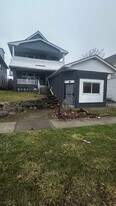 13616 Coit Rd in Cleveland, OH - Building Photo