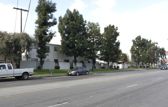 Coldwater North in North Hollywood, CA - Building Photo - Building Photo