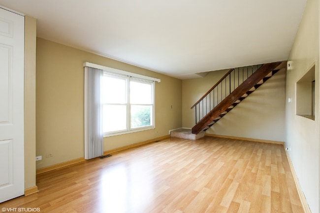 property at 256 Sunset Ct