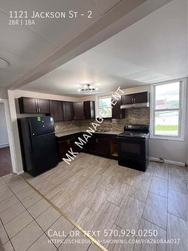 property at 1121 Jackson St