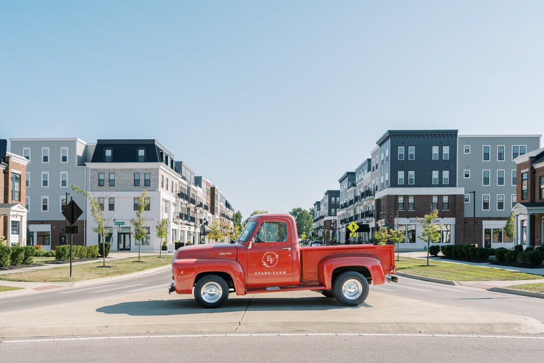 Evans Farm in Lewis Center, OH - Building Photo
