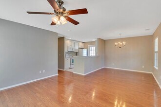 19 Bushwood Dr in Savannah, GA - Building Photo - Building Photo