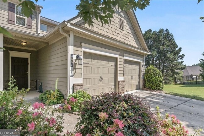 3554 Village Enclave Ln