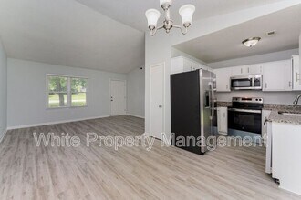 7230 Newell Acres Dr in Charlotte, NC - Building Photo - Building Photo