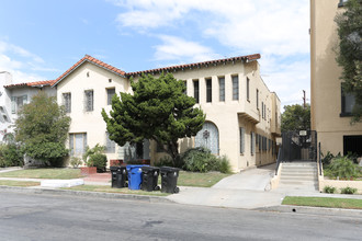 336 S Cochran Ave in Los Angeles, CA - Building Photo - Primary Photo