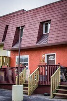 Finlayson Drive Townhomes in Yellowknife, NT - Building Photo
