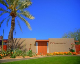 Lynwood Quarters in Phoenix, AZ - Building Photo - Building Photo