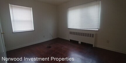 153 Glenridge Pl in Cincinnati, OH - Building Photo - Building Photo