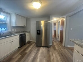 3 Wills Dr in New Hartford, NY - Building Photo - Building Photo