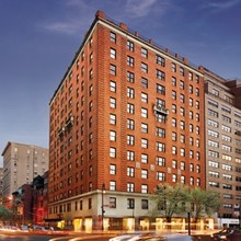 40 E 66th St in New York, NY - Building Photo - Building Photo