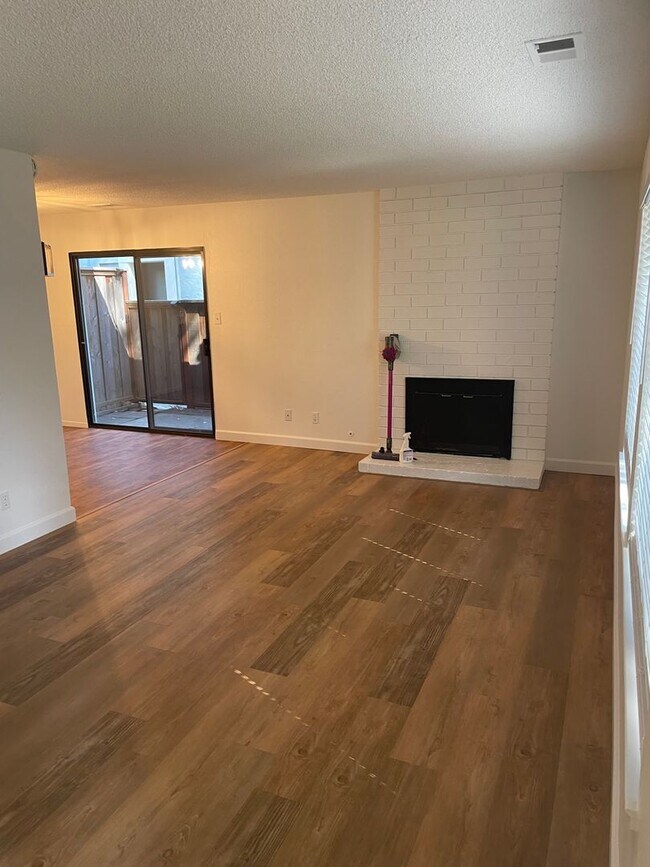 1140 Callas Ln in Capitola, CA - Building Photo - Building Photo