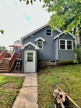 701 Lovely St in Avon, CT - Building Photo - Building Photo