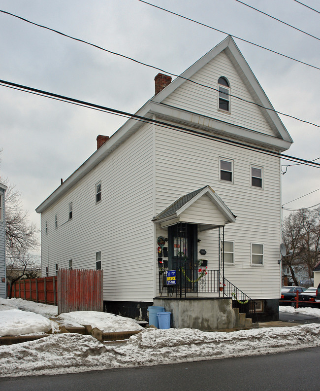 1249 Albany St in Schenectady, NY - Building Photo - Building Photo