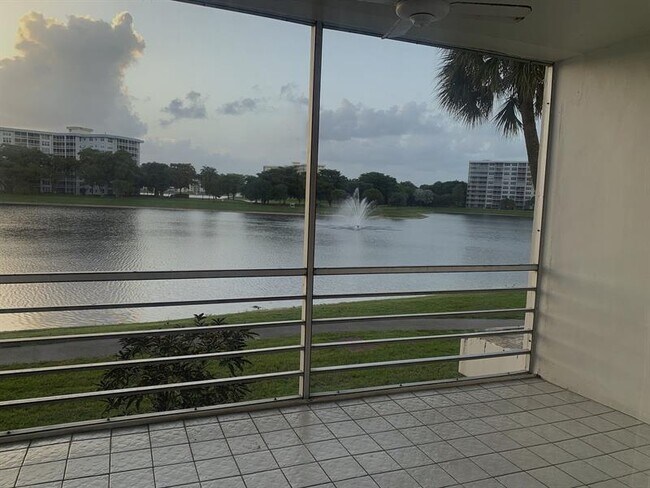 property at 2801 N Palm Aire Dr