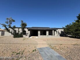 4004 W Wescott Dr in Glendale, AZ - Building Photo