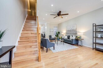 27 Todd Pl NE in Washington, DC - Building Photo - Building Photo